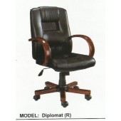 Diplomat Chair (R)